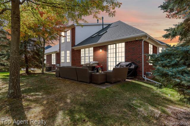 Builiding view twenty five for 44258 Constellation, Sterling Heights, MI. 48314