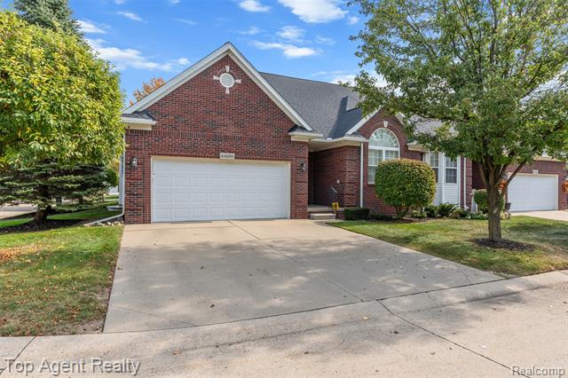 front view for 44258 Constellation, Sterling Heights, Mi. 48314