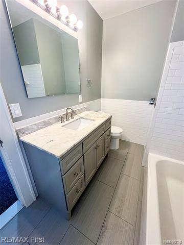 Builiding view eleven for 16320 Masonic, Fraser, MI. 48026