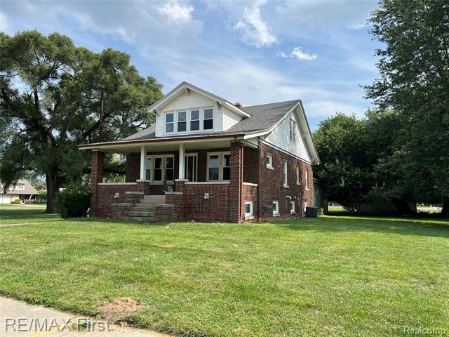 Builiding view one for 16320 Masonic, Fraser, MI. 48026