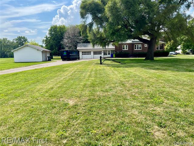 Builiding view twenty five for 16320 Masonic, Fraser, MI. 48026