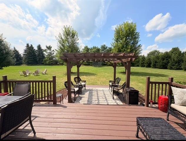 Builiding view eighteen for 6030 Vineyard, Ann Arbor, MI. 48108