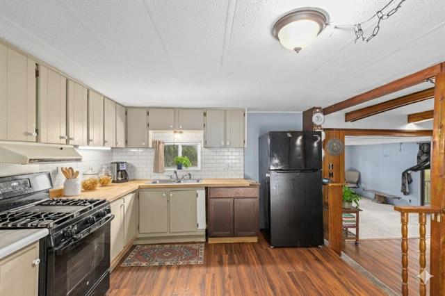 Builiding view six for 876 Briggs Rd, Quincy, MI. 49082