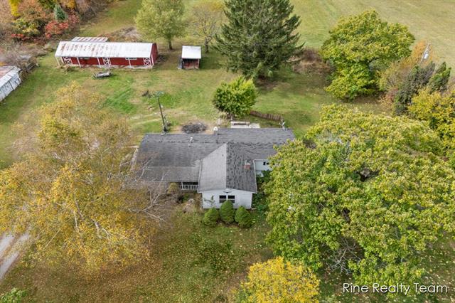 Builiding view sixteen for 876 Briggs Rd, Quincy, MI. 49082
