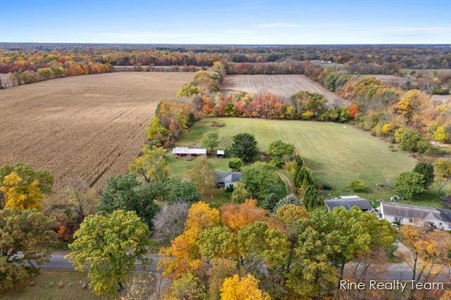 Builiding view twenty seven for 876 Briggs Rd, Quincy, MI. 49082