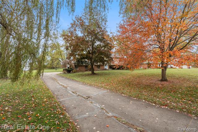 Builiding view five for 5122 Elizabeth Lane, Almont, MI. 48003