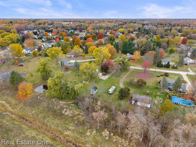 Builiding view forty three for 5122 Elizabeth Lane, Almont, MI. 48003