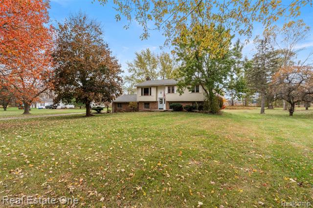 Builiding view four for 5122 Elizabeth Lane, Almont, MI. 48003