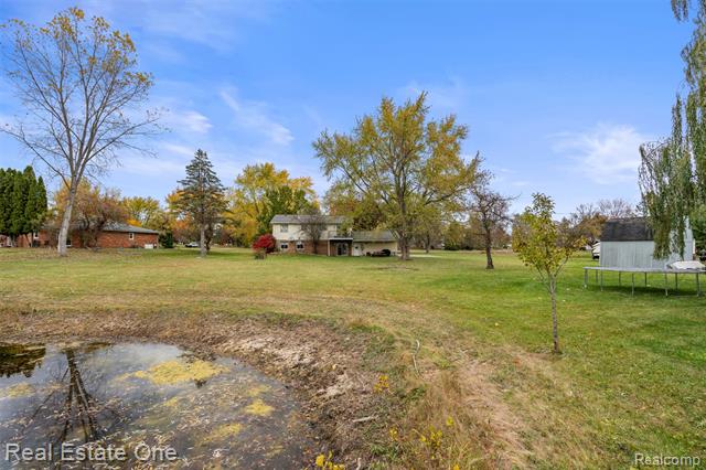 Builiding view thirty eight for 5122 Elizabeth Lane, Almont, MI. 48003