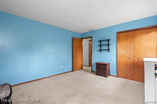 Builiding view twenty for 5122 Elizabeth Lane, Almont, MI. 48003