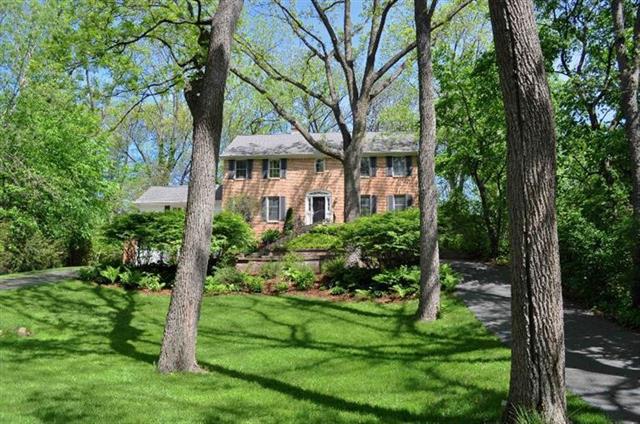 front view for 862 Belfield Circle, Ann Arbor, Mi. 48104