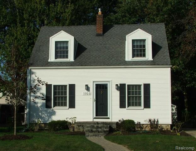 front view for 1103 Fernwood Rd, Royal Oak, Mi. 48067