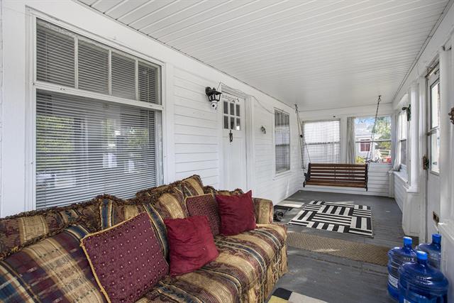 Builiding view five for 839 Lay, Kalamazoo, MI. 49001