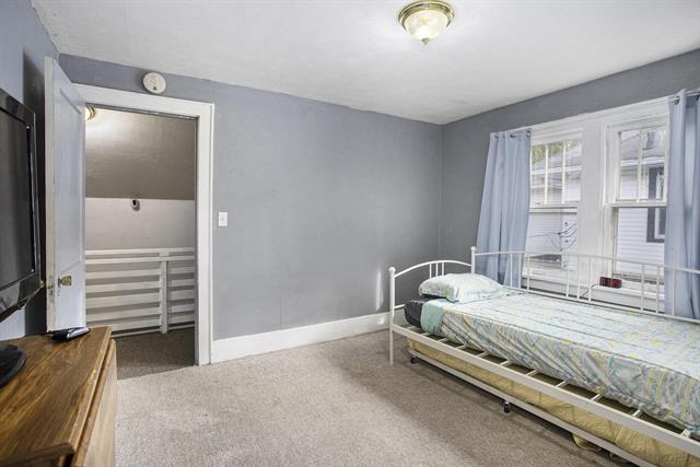 Builiding view seventeen for 839 Lay, Kalamazoo, MI. 49001