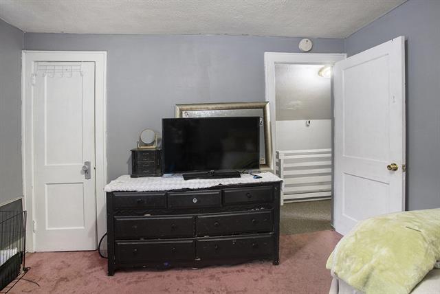 Builiding view twenty one for 839 Lay, Kalamazoo, MI. 49001