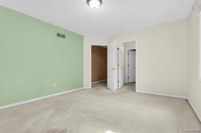 Builiding view forty two for 1781 Westridge, Rochester, MI. 48306