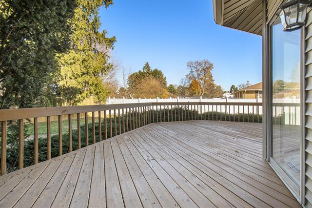 Builiding view twenty five for 28850 Fairlane, Dowagiac, MI. 49047