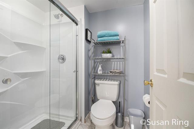 Builiding view eighteen for 1238 Pickett, Grand Rapids, MI. 49508