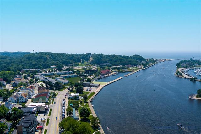 Builiding view four for 218 Harbor, Grand Haven, MI. 49417