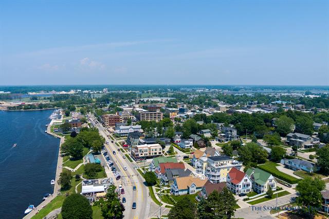Builiding view thirty five for 218 Harbor, Grand Haven, MI. 49417
