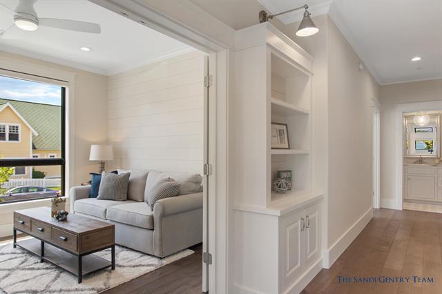 Builiding view thirty for 218 Harbor, Grand Haven, MI. 49417