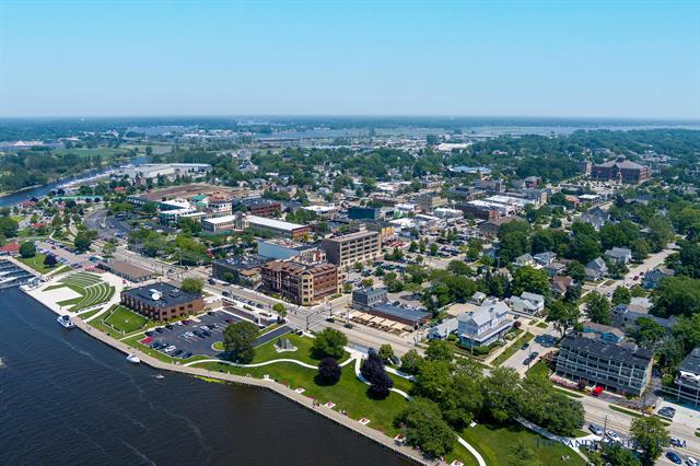 Builiding view three for 218 Harbor, Grand Haven, MI. 49417