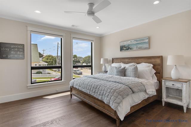 Builiding view twenty four for 218 Harbor, Grand Haven, MI. 49417