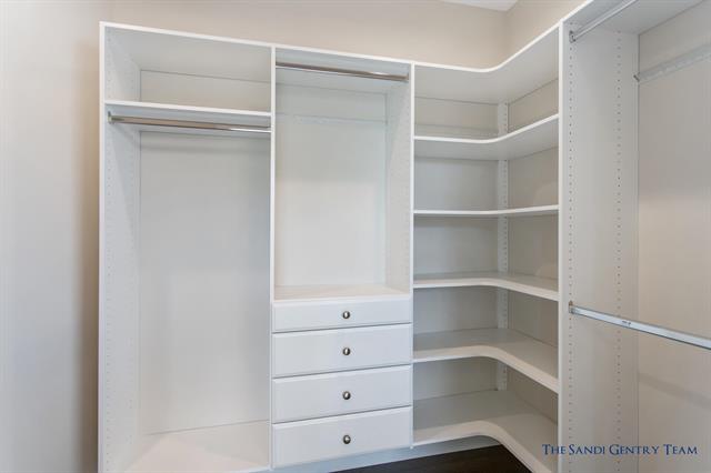 Builiding view twenty nine for 218 Harbor, Grand Haven, MI. 49417