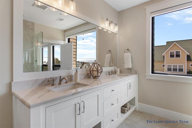 Builiding view twenty six for 218 Harbor, Grand Haven, MI. 49417