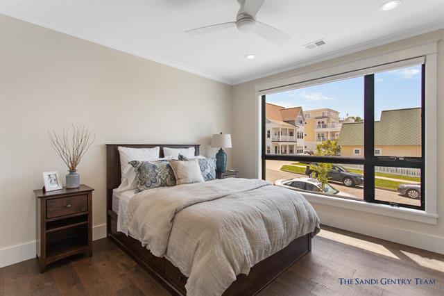 Builiding view twenty for 218 Harbor, Grand Haven, MI. 49417