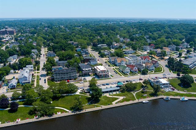 Builiding view two for 218 Harbor, Grand Haven, MI. 49417