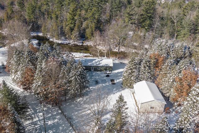 Builiding view twenty seven for 11582 Riehl, Greenville, MI. 48838