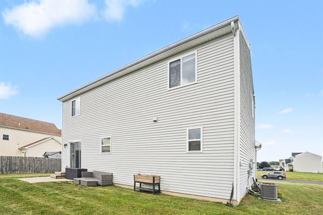 Builiding view thirty one for 1130 Trillium, Vicksburg, MI. 49097