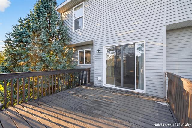 Builiding view forty one for 3668 Running Brook, Grand Rapids, MI. 49512