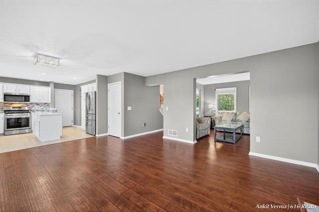 Builiding view sixteen for 3668 Running Brook, Grand Rapids, MI. 49512