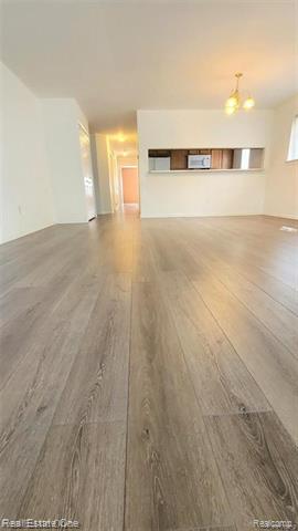 Builiding view seven for 3581 Reeves, Melvindale, MI. 48122