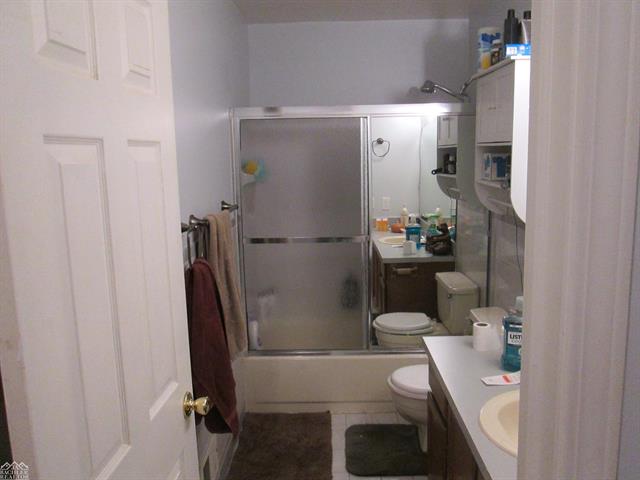 Builiding view fourteen for 25943 New Forest Ct, New Baltimore, MI. 48051