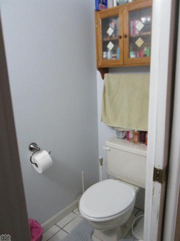 Builiding view six for 25943 New Forest Ct, New Baltimore, MI. 48051