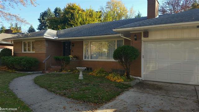 front view for 17617 Avilla Blvd, Southfield, Mi. 48076