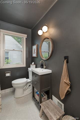 Builiding view seven for 1113 Fernwood, Royal Oak, MI. 48067