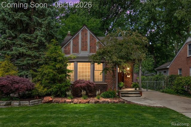 front view for 1113 Fernwood Rd, Royal Oak, Mi. 48067