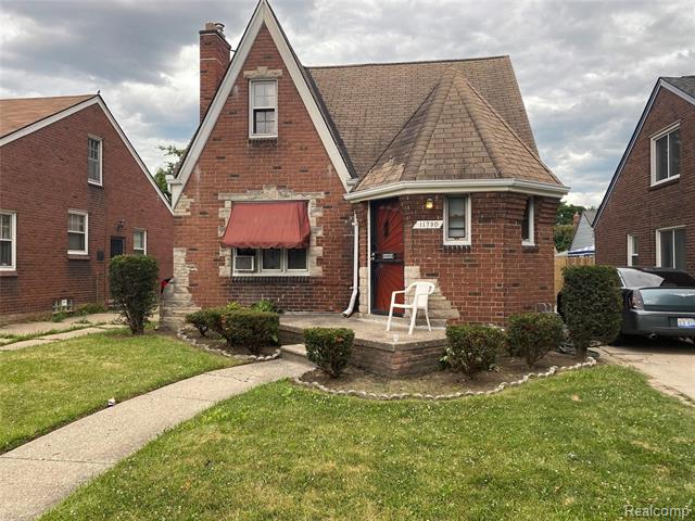 front view for 11790 Payton Street, Detroit, Mi. 48224