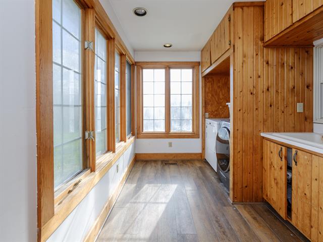 Builiding view ten for 8876 D, Richland, MI. 49083