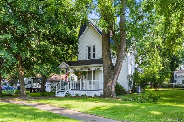 front view for 303 W Mechanic Street, Stockbridge, Mi. 49285