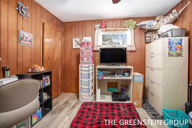 Builiding view eleven for 1950 Dowling, Hastings, MI. 49058