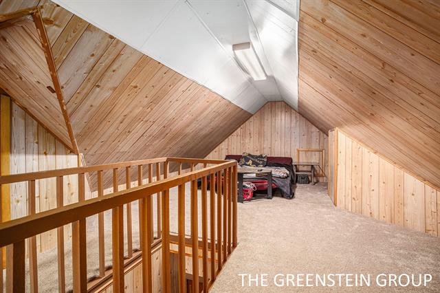 Builiding view fifteen for 1950 Dowling, Hastings, MI. 49058