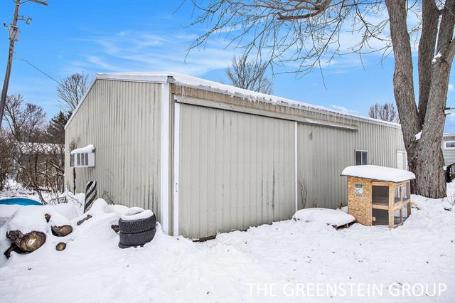 Builiding view nineteen for 1950 Dowling, Hastings, MI. 49058