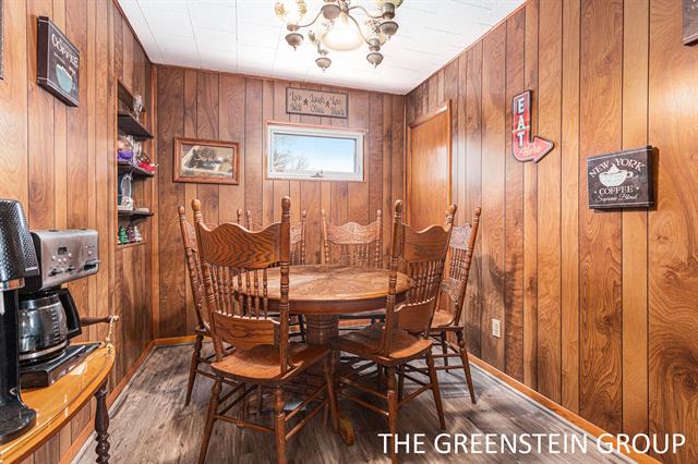 Builiding view seven for 1950 Dowling, Hastings, MI. 49058