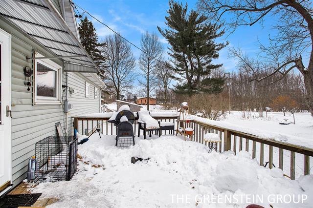 Builiding view sixteen for 1950 Dowling, Hastings, MI. 49058