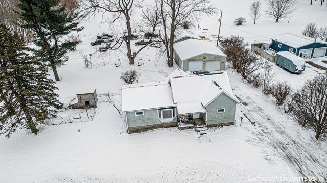 Builiding view twenty eight for 1950 Dowling, Hastings, MI. 49058